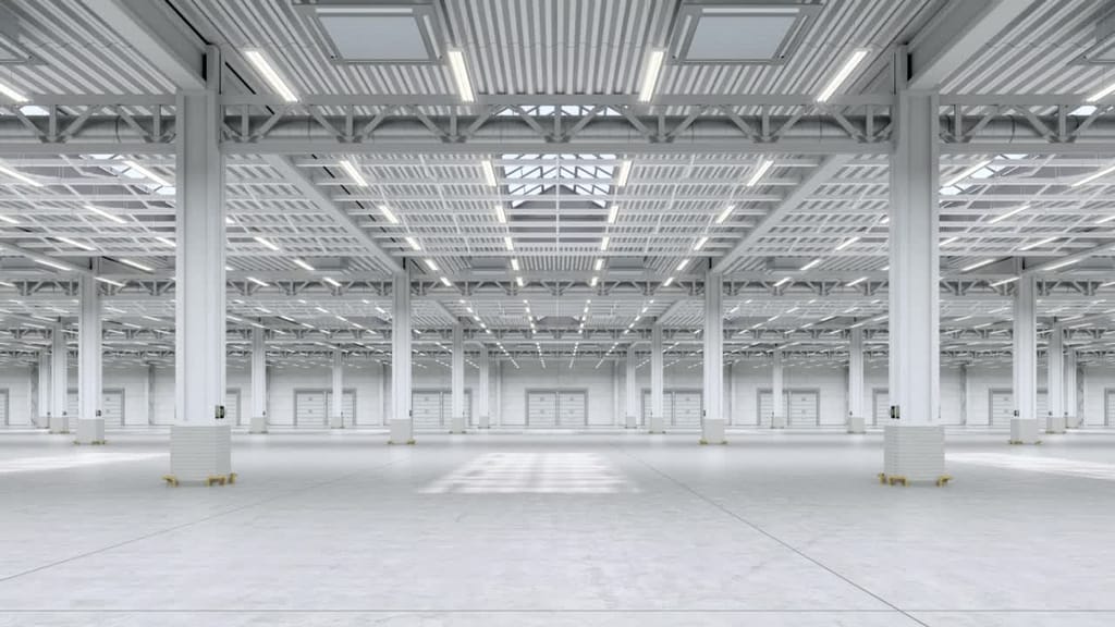 Leere Lagerhalle