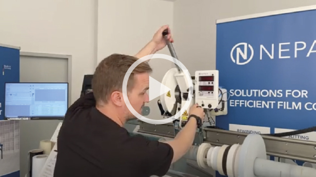 ABSTECH-SERIE: #3 – Wie vermeidet man Ausfransen, Quetschen, Staub oder Kleberrückstände?